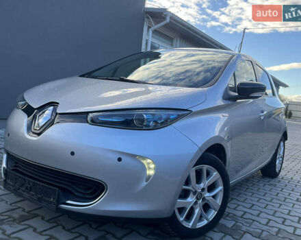 Сірий Рено Зое, об'ємом двигуна 0 л та пробігом 72 тис. км за 10350 $, фото 34 на Automoto.ua