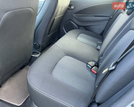 Сірий Рено Зое, об'ємом двигуна 0 л та пробігом 72 тис. км за 10350 $, фото 28 на Automoto.ua