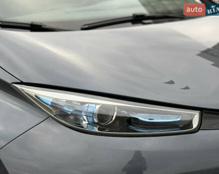 Сірий Рено Зое, об'ємом двигуна 0 л та пробігом 55 тис. км за 11999 $, фото 17 на Automoto.ua