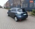 Серый Рено Зое, объемом двигателя 0 л и пробегом 80 тыс. км за 10300 $, фото 25 на Automoto.ua