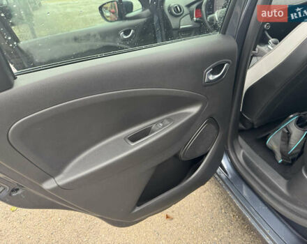 Рено Зое 2019 у Тернополі на Automoto.ua Сірий Рено Зое, об'ємом двигуна 0 л та пробігом 84 тис. км за 12800 $, фото 18 на Automoto.ua