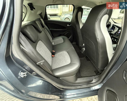 Сірий Рено Зое, об'ємом двигуна 0 л та пробігом 42 тис. км за 12950 $, фото 20 на Automoto.ua