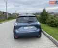 Серый Рено Зое, объемом двигателя 0 л и пробегом 142 тыс. км за 8300 $, фото 4 на Automoto.ua
