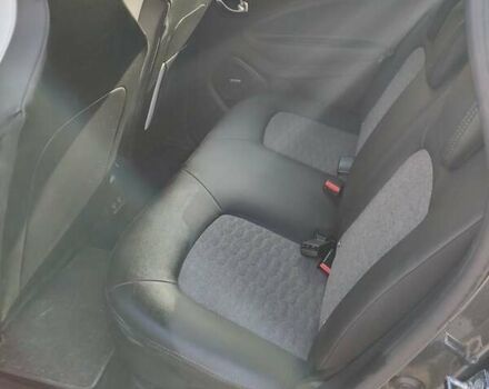 Сірий Рено Зое, об'ємом двигуна 0 л та пробігом 110 тис. км за 12600 $, фото 12 на Automoto.ua