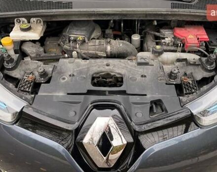 Серый Рено Зое, объемом двигателя 0 л и пробегом 92 тыс. км за 10800 $, фото 11 на Automoto.ua