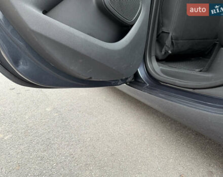 Сірий Рено Зое, об'ємом двигуна 0 л та пробігом 55 тис. км за 11999 $, фото 54 на Automoto.ua