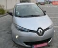 Серый Рено Зое, объемом двигателя 0 л и пробегом 37 тыс. км за 9900 $, фото 6 на Automoto.ua