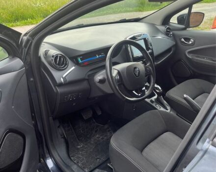 Сірий Рено Зое, об'ємом двигуна 0 л та пробігом 88 тис. км за 9600 $, фото 4 на Automoto.ua