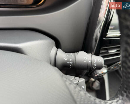 Сірий Рено Зое, об'ємом двигуна 0 л та пробігом 55 тис. км за 11999 $, фото 58 на Automoto.ua