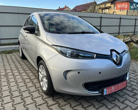 Сірий Рено Зое, об'ємом двигуна 0 л та пробігом 72 тис. км за 10350 $, фото 41 на Automoto.ua