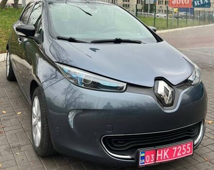 Серый Рено Зое, объемом двигателя 0 л и пробегом 92 тыс. км за 10800 $, фото 4 на Automoto.ua