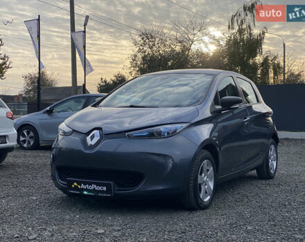 Серый Рено Зое, объемом двигателя 0 л и пробегом 112 тыс. км за 9800 $, фото 9 на Automoto.ua