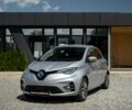 Серый Рено Зое, объемом двигателя 0 л и пробегом 128 тыс. км за 10900 $, фото 1 на Automoto.ua