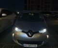 Серый Рено Зое, объемом двигателя 0 л и пробегом 36 тыс. км за 10500 $, фото 34 на Automoto.ua