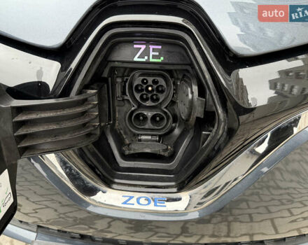 Сірий Рено Зое, об'ємом двигуна 0 л та пробігом 42 тис. км за 12950 $, фото 50 на Automoto.ua