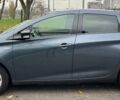 Серый Рено Зое, объемом двигателя 0 л и пробегом 92 тыс. км за 10800 $, фото 3 на Automoto.ua