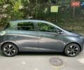 Серый Рено Зое, объемом двигателя 0 л и пробегом 92 тыс. км за 9777 $, фото 8 на Automoto.ua