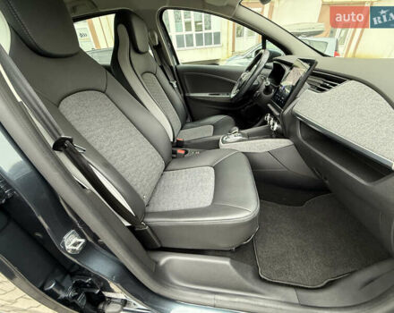 Сірий Рено Зое, об'ємом двигуна 0 л та пробігом 42 тис. км за 12950 $, фото 19 на Automoto.ua