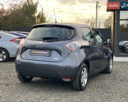 Серый Рено Зое, объемом двигателя 0 л и пробегом 112 тыс. км за 9800 $, фото 15 на Automoto.ua