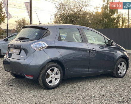 Серый Рено Зое, объемом двигателя 0 л и пробегом 112 тыс. км за 9800 $, фото 14 на Automoto.ua