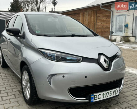 Сірий Рено Зое, об'ємом двигуна 0 л та пробігом 67 тис. км за 10150 $, фото 6 на Automoto.ua