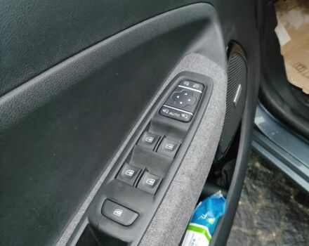 Сірий Рено Зое, об'ємом двигуна 0 л та пробігом 109 тис. км за 12800 $, фото 9 на Automoto.ua