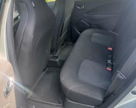 Сірий Рено Зое, об'ємом двигуна 0 л та пробігом 27 тис. км за 11450 $, фото 9 на Automoto.ua