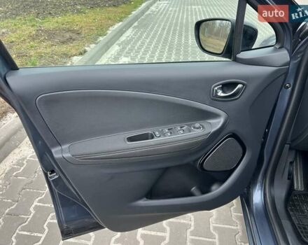Сірий Рено Зое, об'ємом двигуна 0 л та пробігом 128 тис. км за 9150 $, фото 29 на Automoto.ua