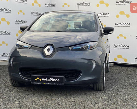 Серый Рено Зое, объемом двигателя 0 л и пробегом 112 тыс. км за 9800 $, фото 91 на Automoto.ua