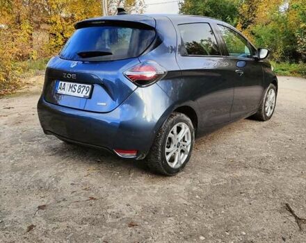 Серый Рено Зое, объемом двигателя 0 л и пробегом 109 тыс. км за 12900 $, фото 6 на Automoto.ua