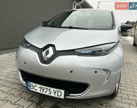 Сірий Рено Зое, об'ємом двигуна 0 л та пробігом 67 тис. км за 10150 $, фото 17 на Automoto.ua
