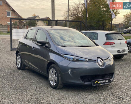 Серый Рено Зое, объемом двигателя 0 л и пробегом 112 тыс. км за 9800 $, фото 26 на Automoto.ua