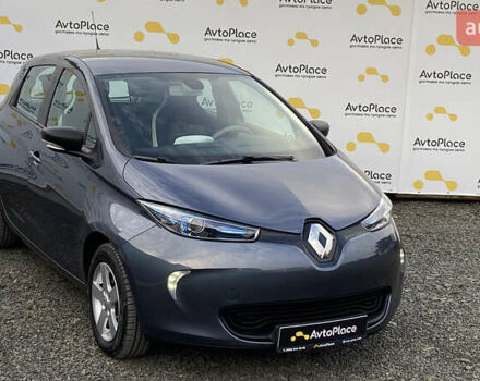 Серый Рено Зое, объемом двигателя 0 л и пробегом 112 тыс. км за 9800 $, фото 92 на Automoto.ua