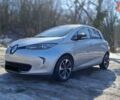 Серый Рено Зое, объемом двигателя 0 л и пробегом 100 тыс. км за 8500 $, фото 1 на Automoto.ua