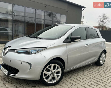 Сірий Рено Зое, об'ємом двигуна 0 л та пробігом 67 тис. км за 10150 $, фото 4 на Automoto.ua