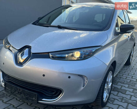 Сірий Рено Зое, об'ємом двигуна 0 л та пробігом 72 тис. км за 10350 $, фото 14 на Automoto.ua