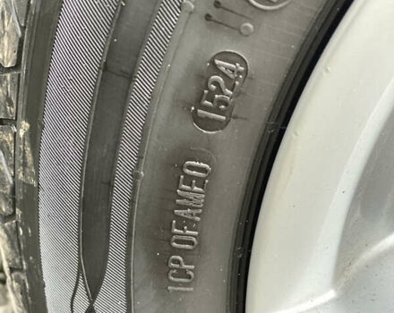 Серый Рено Зое, объемом двигателя 0 л и пробегом 112 тыс. км за 9800 $, фото 58 на Automoto.ua