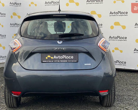 Серый Рено Зое, объемом двигателя 0 л и пробегом 112 тыс. км за 9800 $, фото 100 на Automoto.ua