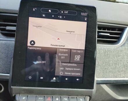 Серый Рено Зое, объемом двигателя 0 л и пробегом 109 тыс. км за 12900 $, фото 11 на Automoto.ua