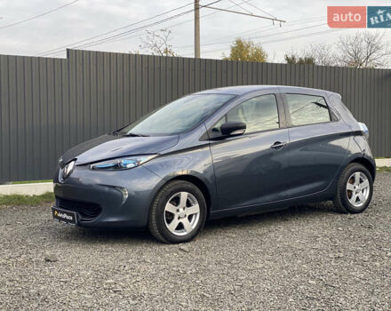 Серый Рено Зое, объемом двигателя 0 л и пробегом 112 тыс. км за 9800 $, фото 19 на Automoto.ua