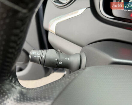 Сірий Рено Зое, об'ємом двигуна 0 л та пробігом 55 тис. км за 11999 $, фото 57 на Automoto.ua