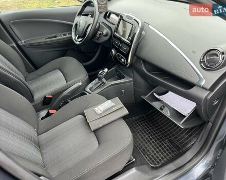 Сірий Рено Зое, об'ємом двигуна 0 л та пробігом 128 тис. км за 9150 $, фото 21 на Automoto.ua