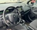 Серый Рено Зое, объемом двигателя 0 л и пробегом 48 тыс. км за 11000 $, фото 21 на Automoto.ua