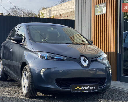 Серый Рено Зое, объемом двигателя 0 л и пробегом 112 тыс. км за 9800 $, фото 61 на Automoto.ua
