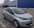 Серый Рено Зое, объемом двигателя 0 л и пробегом 111 тыс. км за 10499 $, фото 7 на Automoto.ua