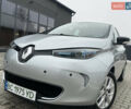Серый Рено Зое, объемом двигателя 0 л и пробегом 72 тыс. км за 9990 $, фото 1 на Automoto.ua