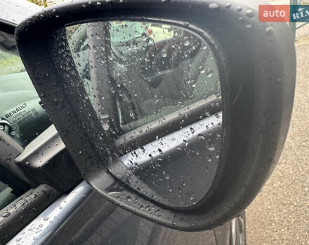 Рено Зое 2019 у Тернополі на Automoto.ua Сірий Рено Зое, об'ємом двигуна 0 л та пробігом 84 тис. км за 12800 $, фото 21 на Automoto.ua