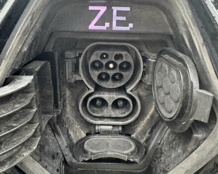 Рено Зое 2019 у Тернополі на Automoto.ua Сірий Рено Зое, об'ємом двигуна 0 л та пробігом 84 тис. км за 12800 $, фото 29 на Automoto.ua