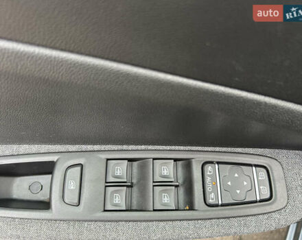 Серый Рено Зое, объемом двигателя 0 л и пробегом 16 тыс. км за 14800 $, фото 11 на Automoto.ua