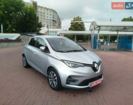 Серый Рено Зое, объемом двигателя 0 л и пробегом 35 тыс. км за 12900 $, фото 8 на Automoto.ua